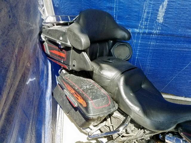 1HD1FC4187Y618796 - 2007 HARLEY-DAVIDSON FLHTCUI BLACK photo 6