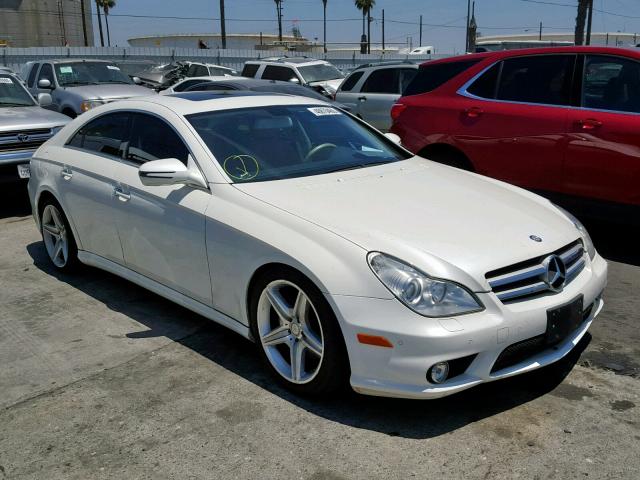 WDDDJ7CB7BA171447 - 2011 MERCEDES-BENZ CLS 550 WHITE photo 1