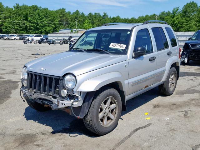 1J8GL58K86W115064 - 2006 JEEP LIBERTY LI SILVER photo 2