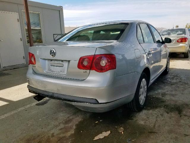 3VWPG71K56M777439 - 2006 VOLKSWAGEN JETTA VALU SILVER photo 4