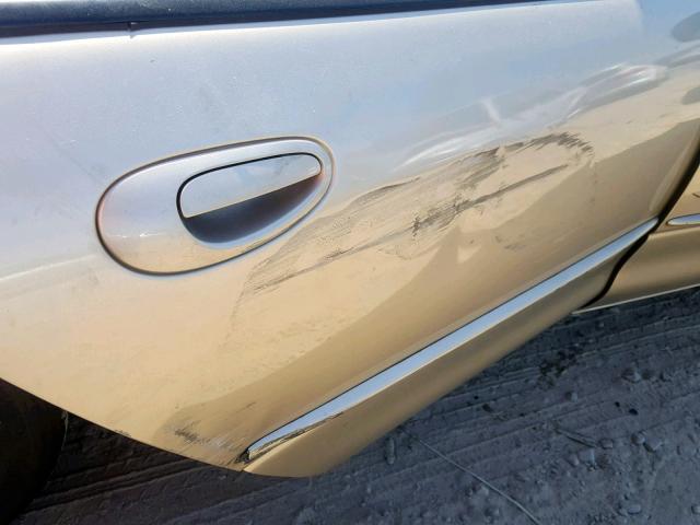 2B3HD46R74H605365 - 2004 DODGE INTREPID S 银色 照片 9