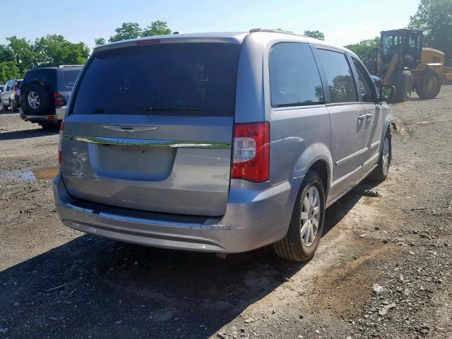 2C4RC1BGXDR691404 - 2013 CHRYSLER TOWN & COU GRAY photo 4