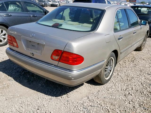 WDBJF55FXVJ033942 - 1997 MERCEDES-BENZ E 320 TAN photo 4