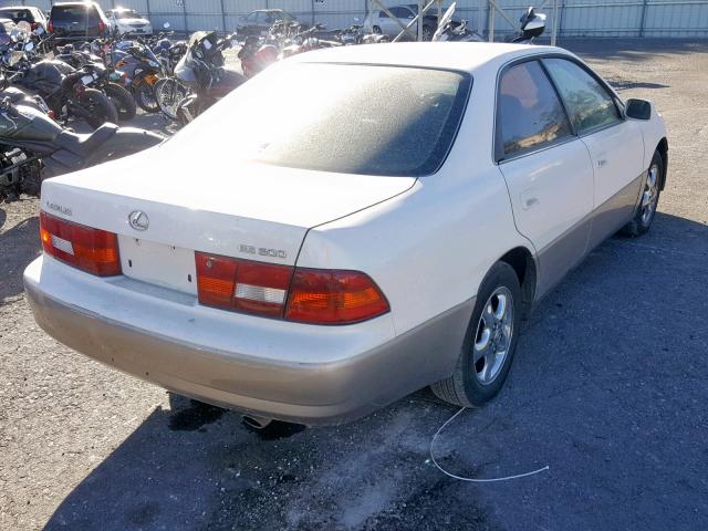 JT8BF22G9V0058112 - 1997 LEXUS ES 300 WHITE photo 4