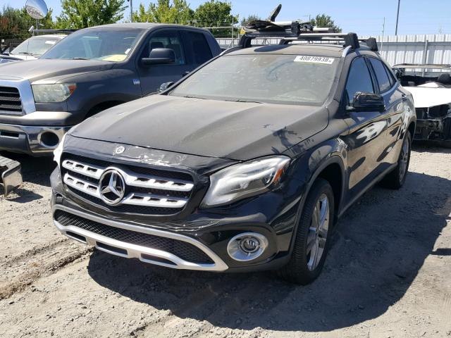 WDCTG4GB0JJ430401 - 2018 MERCEDES-BENZ GLA 250 4M BLACK photo 2