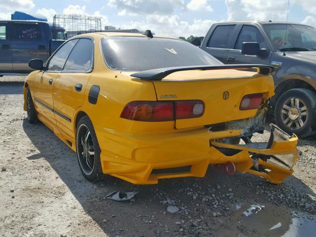 JH4DB7657VS002037 - 1997 ACURA INTEGRA LS YELLOW photo 3