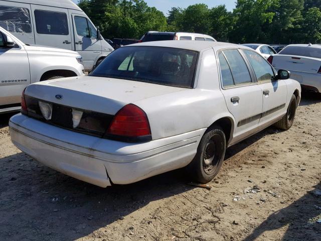 2FAFP71W71X133705 - 2001 FORD CROWN VICT WHITE photo 4