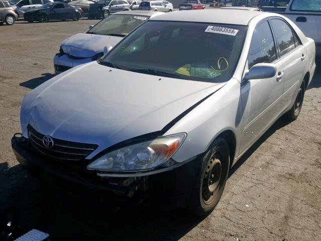 4T1BE32K93U708282 - 2003 TOYOTA CAMRY LE SILVER photo 2
