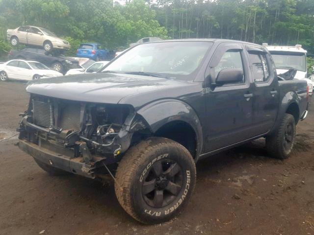 1N6AD0ER4AC448240 - 2010 NISSAN FRONTIER C GRAY photo 2