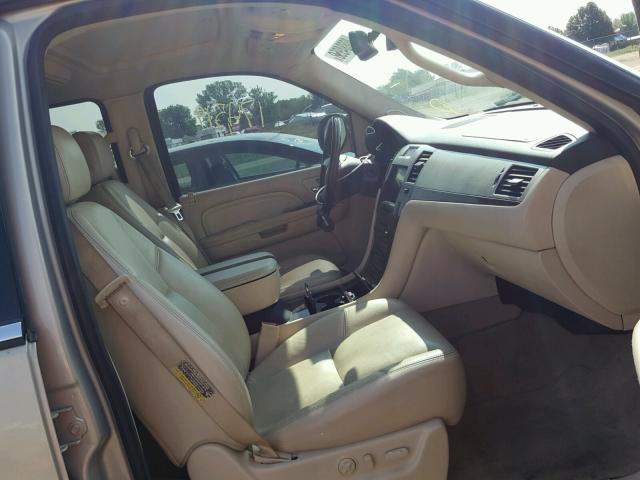 1GYFK63877R200348 - 2007 CADILLAC ESCALADE L WHITE photo 5