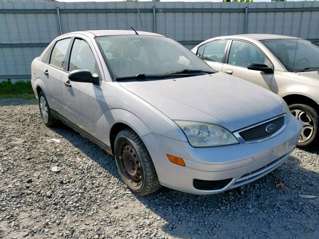 1FAFP34N85W206657 - 2005 FORD FOCUS ZX4 SILVER photo 1