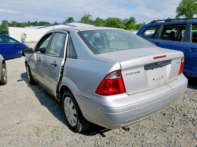 1FAFP34N85W206657 - 2005 FORD FOCUS ZX4 SILVER photo 3