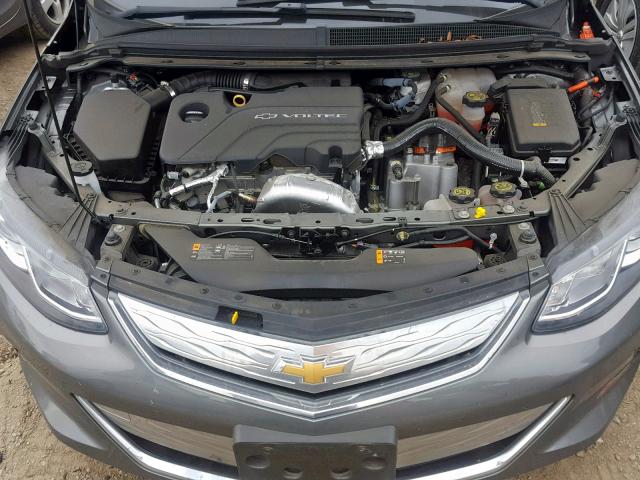 1G1RC6S57HU106758 - 2017 CHEVROLET VOLT LT SILVER photo 7