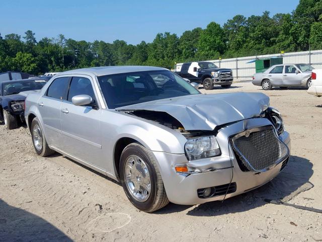 2C3JA53G15H635940 - 2005 CHRYSLER 300 TOURIN SILVER photo 1