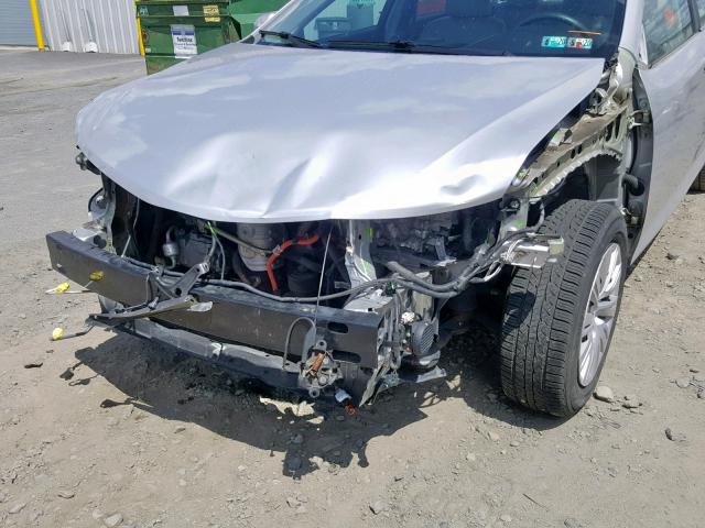 4T1BD1FK1CU025834 - 2012 TOYOTA CAMRY HYBR SILVER photo 9