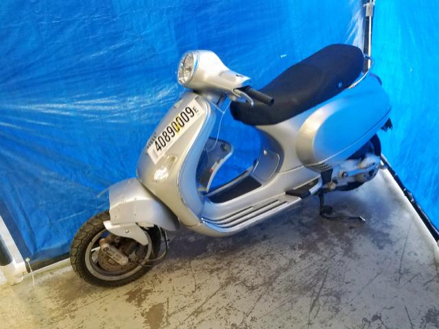 ZAPM448F075009184 - 2007 VESPA MOPED SILVER photo 2