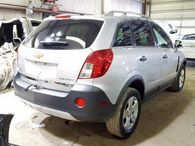 3GNAL2EK7DS585618 - 2013 CHEVROLET CAPTIVA LS 银色 照片 4