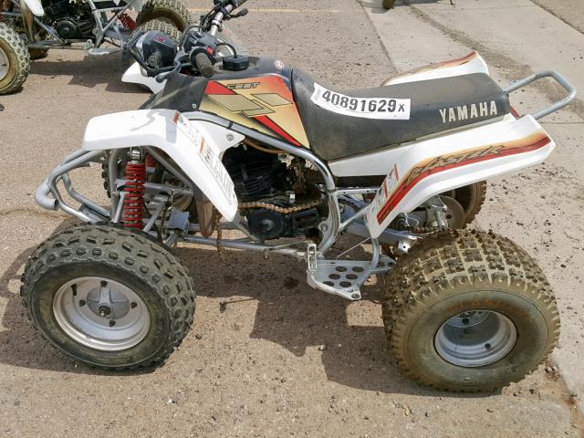 JY43JMW09XA307243 - 1999 YAMAHA YFS200 WHITE photo 9