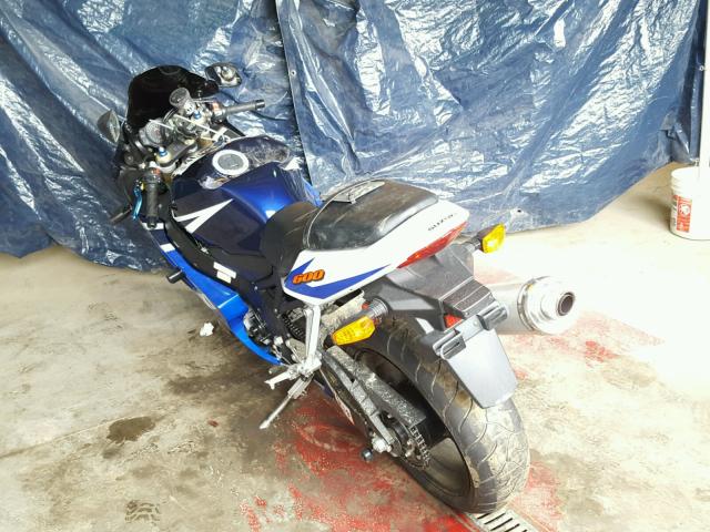 JS1GN7CA042100200 - 2004 SUZUKI GSX-R600 K BLUE photo 3