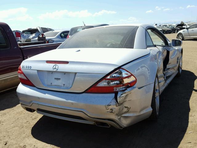 WDBSK7BA5BF161489 - 2011 MERCEDES-BENZ SL 550 SILVER photo 4