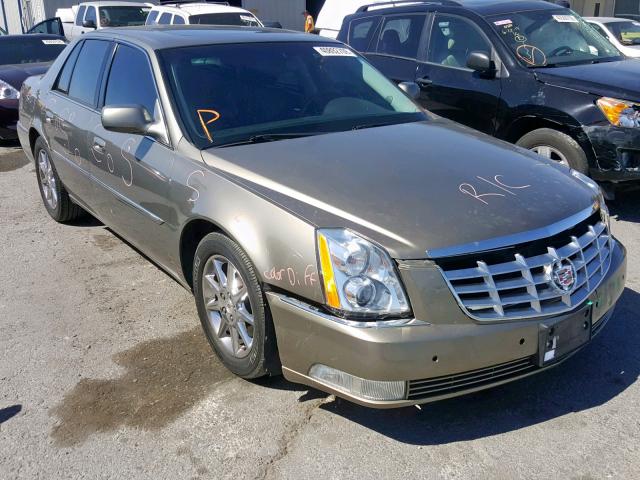 1G6KD5EY9AU132065 - 2010 CADILLAC DTS LUXURY GOLD photo 1