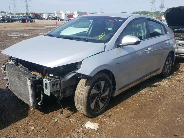 KMHC75LC8HU020802 - 2017 HYUNDAI IONIQ SEL SILVER photo 2