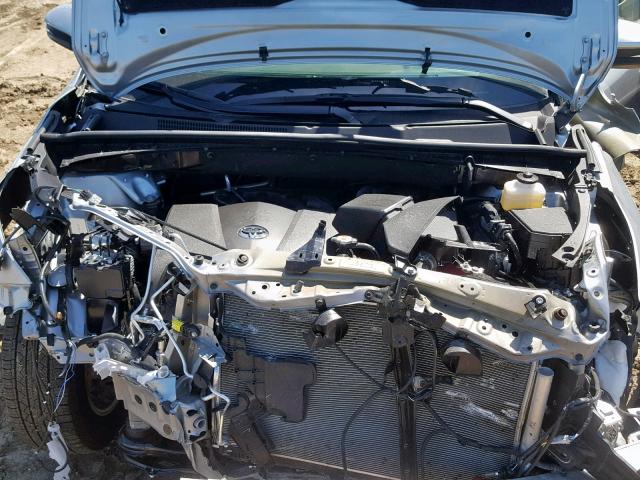 5TDJZRFH7JS854445 - 2018 TOYOTA HIGHLANDER SILVER photo 7