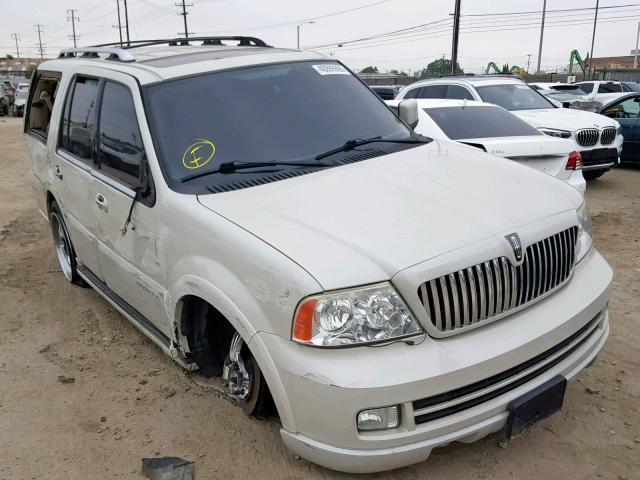 5LMFU27516LJ10941 - 2006 LINCOLN NAVIGATOR WHITE photo 1