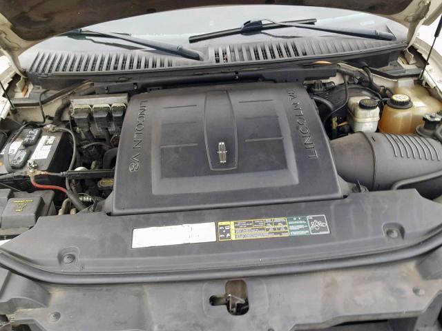 5LMFU27516LJ10941 - 2006 LINCOLN NAVIGATOR WHITE photo 7