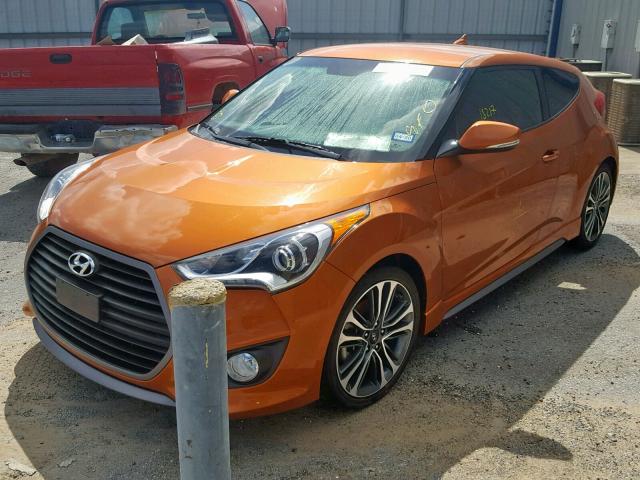 KMHTC6AEXGU304114 - 2016 HYUNDAI VELOSTER T ORANGE photo 2