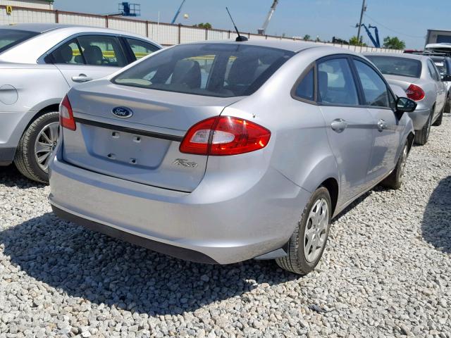 3FADP4AJ0BM238464 - 2011 FORD FIESTA S SILVER photo 4