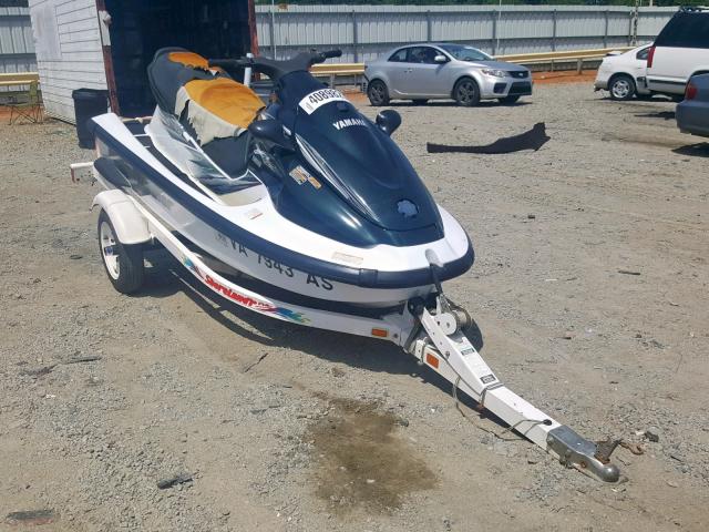 YAMA2678D898 - 1998 YAMAHA WAVERUNNER WHITE photo 1