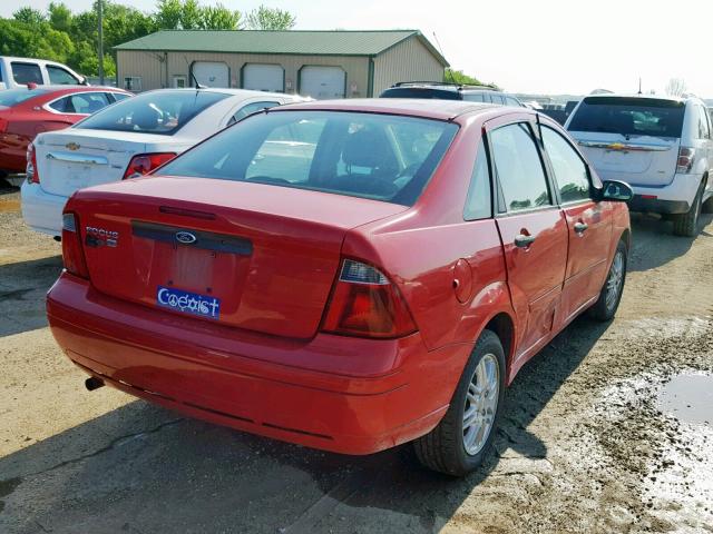 1FAFP34N67W194530 - 2007 FORD FOCUS ZX4 RED photo 4