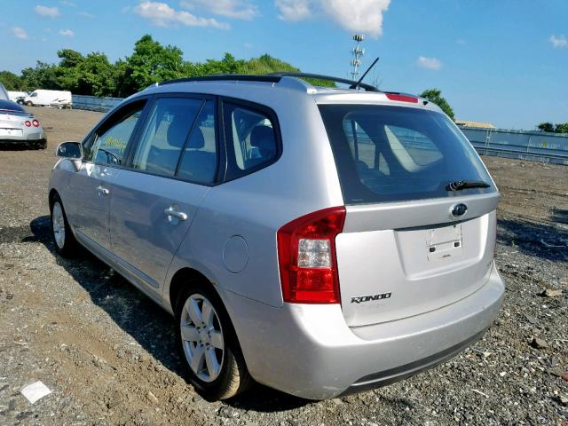 KNAFG526377038552 - 2007 KIA RONDO LX SILVER photo 3