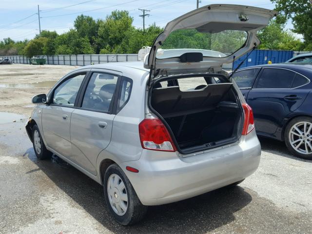 KL1TD62615B342131 - 2005 CHEVROLET AVEO BASE Gümüş foto 3