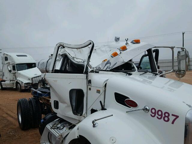 2NP2HN7X3DM187057 - 2013 PETERBILT 337 WHITE photo 9