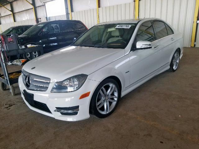 WDDGF4HB1CA617776 - 2012 MERCEDES-BENZ C 250 WHITE photo 2