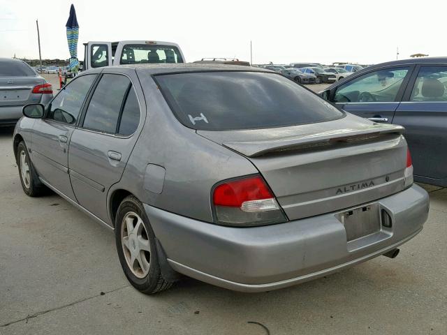 1N4DL01D5XC258393 - 1999 NISSAN ALTIMA XE SILVER photo 3