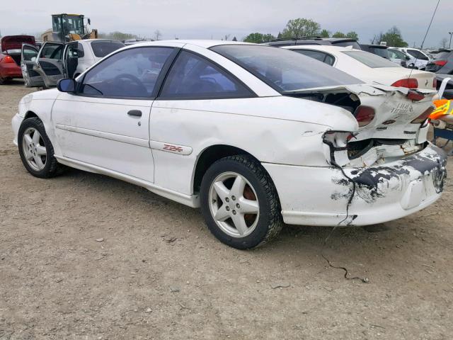 1G1JF12T5W7269927 - 1998 CHEVROLET CAVALIER Z WHITE photo 3