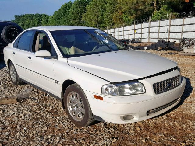 YV1TS592351390709 - 2005 VOLVO S80 2.5T WHITE photo 1