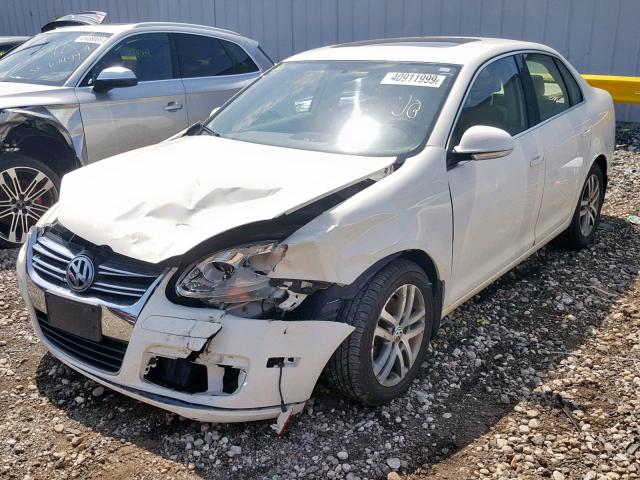 3VWSF71KX6M621507 - 2006 VOLKSWAGEN JETTA 2.5 WHITE photo 2