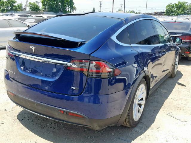 5YJXCBE25HF043225 - 2017 TESLA MODEL X BLUE photo 4