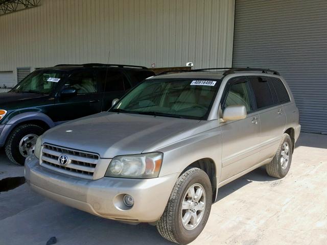 JTEGD21A640104015 - 2004 TOYOTA HIGHLANDER GOLD photo 2