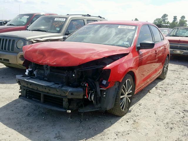 3VWD17AJ0GM273281 - 2016 VOLKSWAGEN JETTA SPOR RED photo 2