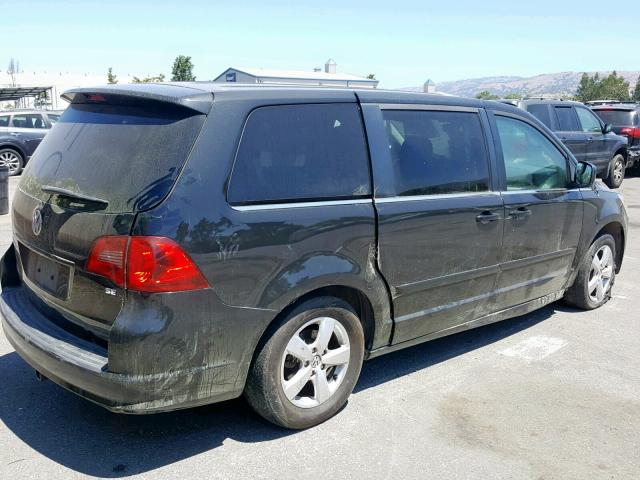 2V8HW34179R553855 - 2009 VOLKSWAGEN ROUTAN SE BLACK photo 4