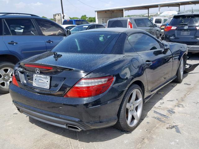 WDDPK4HA3DF056018 - 2013 MERCEDES-BENZ SLK 250 BLACK photo 4