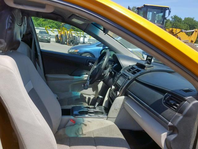 4T1BD1FK5DU084449 - 2013 TOYOTA CAMRY HYBR YELLOW photo 5