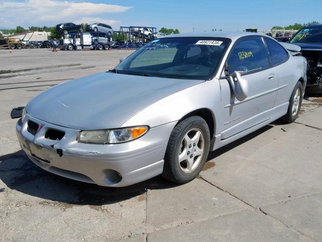 1G2WP12K5WF332553 - 1998 PONTIAC GRAND PRIX SILVER photo 2