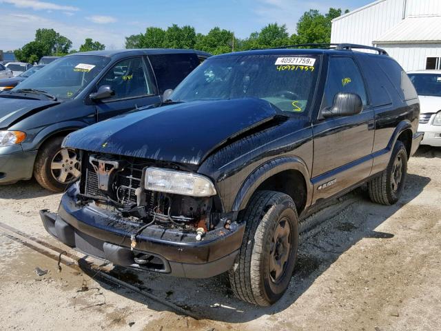 1GNCT18W5WK133599 - 1998 CHEVROLET BLAZER BLACK photo 2