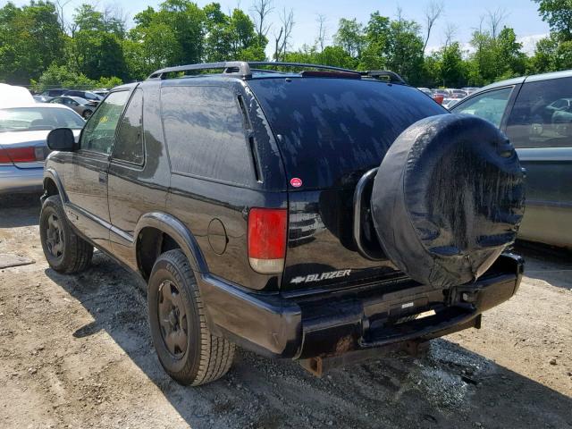 1GNCT18W5WK133599 - 1998 CHEVROLET BLAZER BLACK photo 3